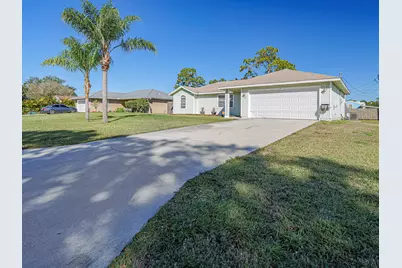 756 SW 18th Pl Place SW, Vero Beach, FL 32962 - Photo 4