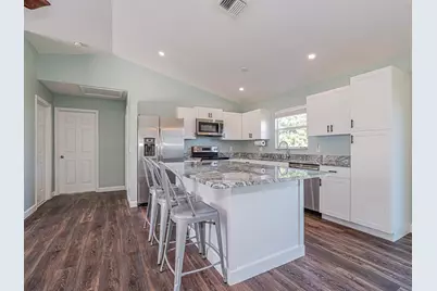 756 SW 18th Pl Place SW, Vero Beach, FL 32962 - Photo 10