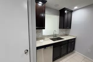 182 Sparrow Dr, Royal Palm Beach, FL 33411 - Photo 18