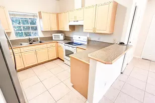 1440 Hawthorne Pl, Wellington, FL 33414 - Photo 2