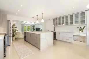 8001 Arlington Pl, West Palm Beach, FL 33405 - Photo 10