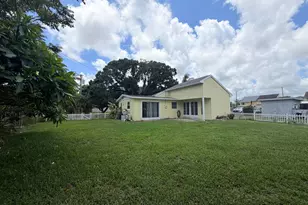 4905 Williams Rd, Palm Beach Gardens, FL 33418 - Photo 14