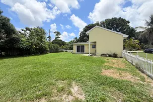 4905 Williams Rd, Palm Beach Gardens, FL 33418 - Photo 12