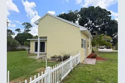 4905 Williams Road, Palm Beach Gardens, FL 33418 - Photo 10