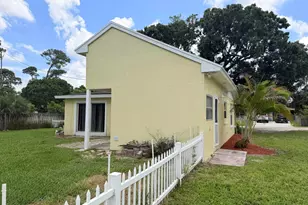 4905 Williams Rd, Palm Beach Gardens, FL 33418 - Photo 10