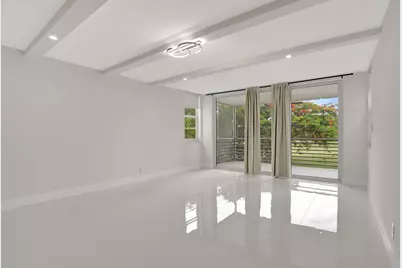 3505 Oaks Way #204, Pompano Beach, FL 33069 - Photo 2