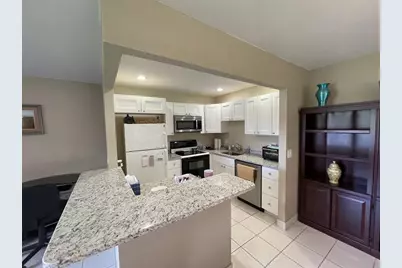 318 Seville N, Delray Beach, FL 33446 - Photo 2