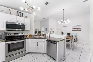 12234 Brisbane Ln, Wellington, FL 33414 - Photo 8