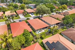 12234 Brisbane Ln, Wellington, FL 33414 - Photo 32