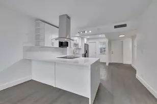 3100 N Palm Aire Dr, Pompano Beach, FL 33069 - Photo 8