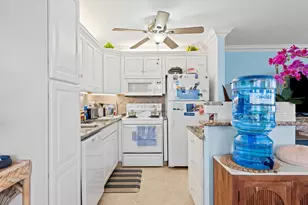 850 E Horizons E, Boynton Beach, FL 33435 - Photo 6
