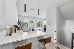 295 NE 5th Ave, Delray Beach, FL 33483 - Photo 18