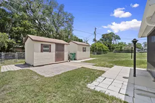 7408 Santa Rosa Pkwy, Fort Pierce, FL 34951 - Photo 22