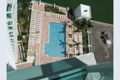 31 SE 5th Street #3207, Miami, FL 33131 - Photo 8