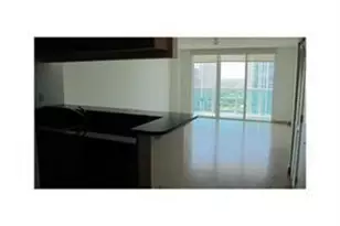 31 SE 5th St, Miami, FL 33131 - Photo 1