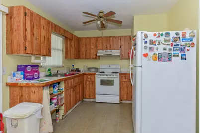 915 SW John Maccormack Terrace, Port Saint Lucie, FL 34953 - Photo 8
