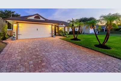 686 SW Hoffenberg Avenue, Port Saint Lucie, FL 34953 - Photo 4