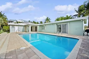 2433 NE 24th St, Lighthouse Point, FL 33064 - Photo 32