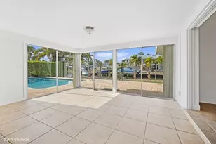 2433 NE 24th St, Lighthouse Point, FL 33064 - Photo 18