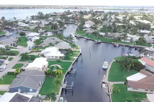 1694 SW Boatswain Pl, Palm City, FL 34990 - Photo 32