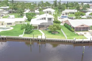 1694 SW Boatswain Pl, Palm City, FL 34990 - Photo 4