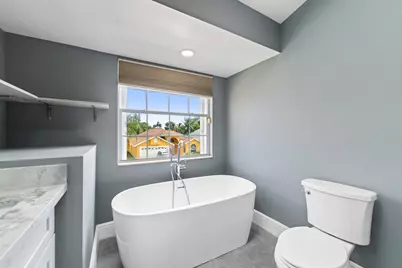 1062 Fairfax Cir W, Boynton Beach, FL 33436 - Photo 22