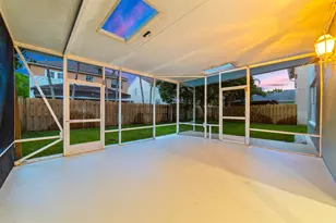 1062 Fairfax Cir W, Boynton Beach, FL 33436 - Photo 32