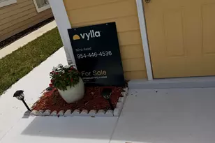 1530 Royal Forest Ct, West Palm Beach, FL 33406 - Photo 6