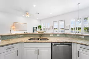 9820 S Miralago Way, Parkland, FL 33076 - Photo 10