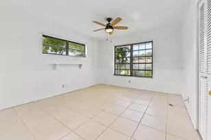 329 Knob Hill Blvd, Boca Raton, FL 33431 - Photo 20