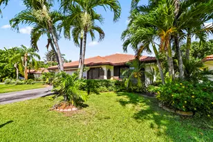 329 Knob Hill Blvd, Boca Raton, FL 33431 - Photo 2