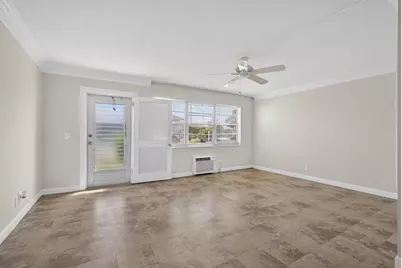 19 Hastings B, West Palm Beach, FL 33417 - Photo 4