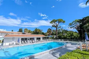 2950 SE Ocean Blvd, Stuart, FL 34996 - Photo 10