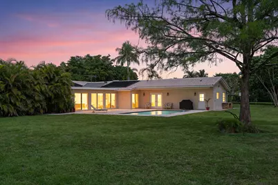 9601 NW 36th Manor, Coral Springs, FL 33065 - Photo 4