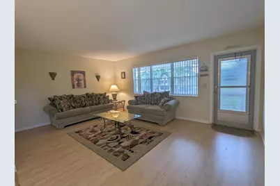 113 E Waltham E, West Palm Beach, FL 33417 - Photo 4