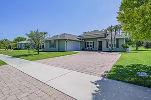922 Yearling Trl, Sebastian, FL 32958 - Photo 2