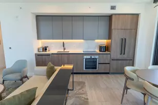 580 72nd St, Miami Beach, FL 33141 - Photo 6