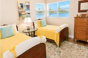 1351 Bayshore Dr, Fort Pierce, FL 34949 - Photo 12