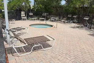 2905 Hidden Hills Rd, West Palm Beach, FL 33411 - Photo 18
