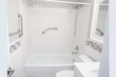 294 Chatham O, West Palm Beach, FL 33417 - Photo 10