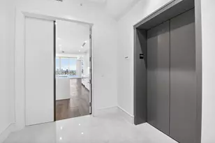 220 Lake Shore Dr, West Palm Beach, FL 33403 - Photo 2