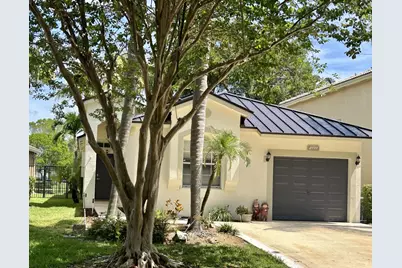 4939 Pelican Street, Coconut Creek, FL 33073 - Photo 2