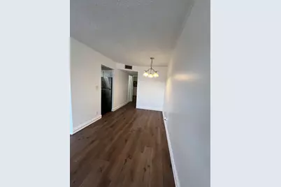 9141 Sunrise Lakes Boulevard #115, Sunrise, FL 33322 - Photo 4
