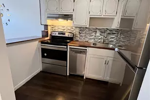 9141 Sunrise Lakes Blvd, Sunrise, FL 33322 - Photo 12