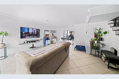8745 SW 137th Avenue, Miami, FL 33183 - Photo 2