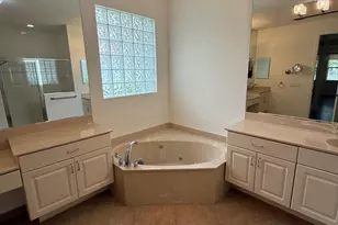 12039 Oakvista Dr, Boynton Beach, FL 33437 - Photo 10