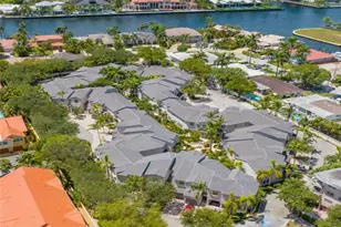 1900 Oceanwalk Ln, Lauderdale by the Sea, FL 33062 - Photo 28