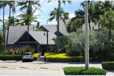 1900 Oceanwalk Lane #117, Lauderdale by the Sea, FL 33062 - Photo 32