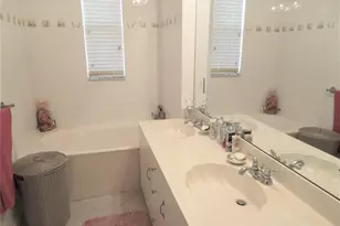 1900 Oceanwalk Ln, Lauderdale by the Sea, FL 33062 - Photo 16