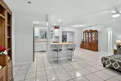 1411 NW 89th Avenue, Pembroke Pines, FL 33024 - Photo 6
